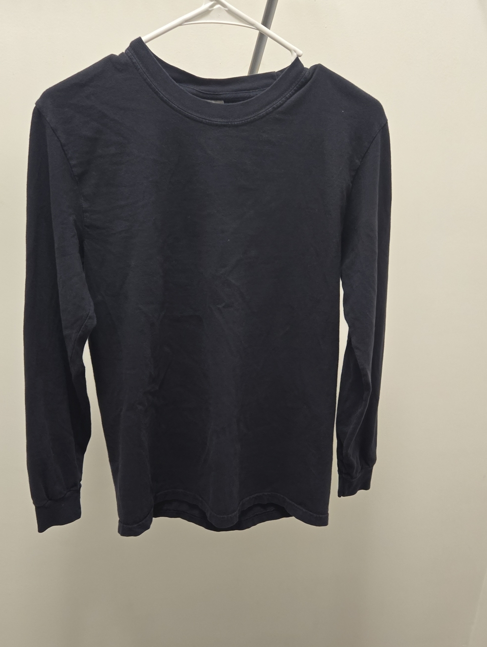 Comfort Colors Women's Long-Sleeve Crew Tee - Black